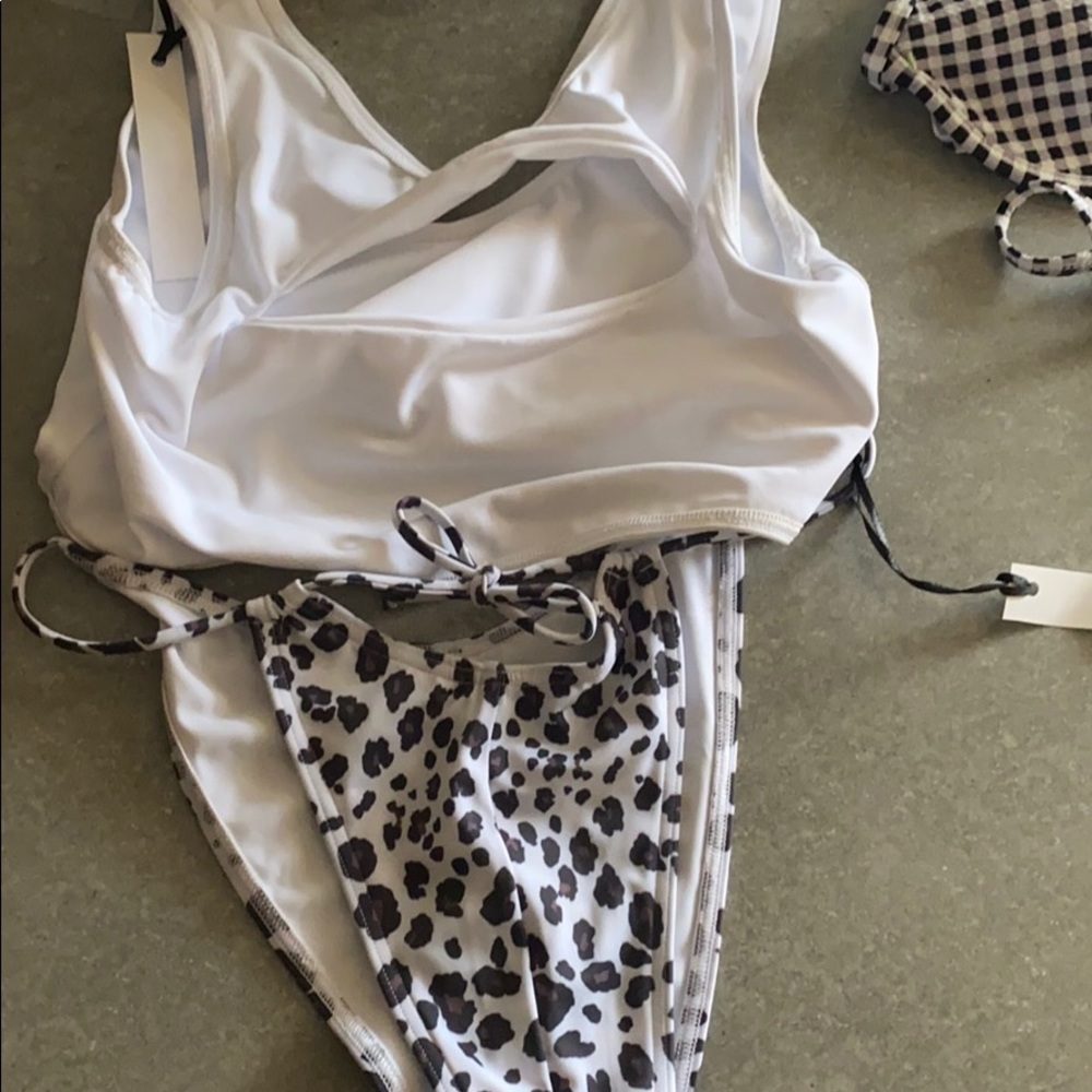 Bikini Set - image 3